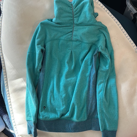 Ivivva Girls 1/4 Zip Pullover Size 10 - Picture 4 of 4